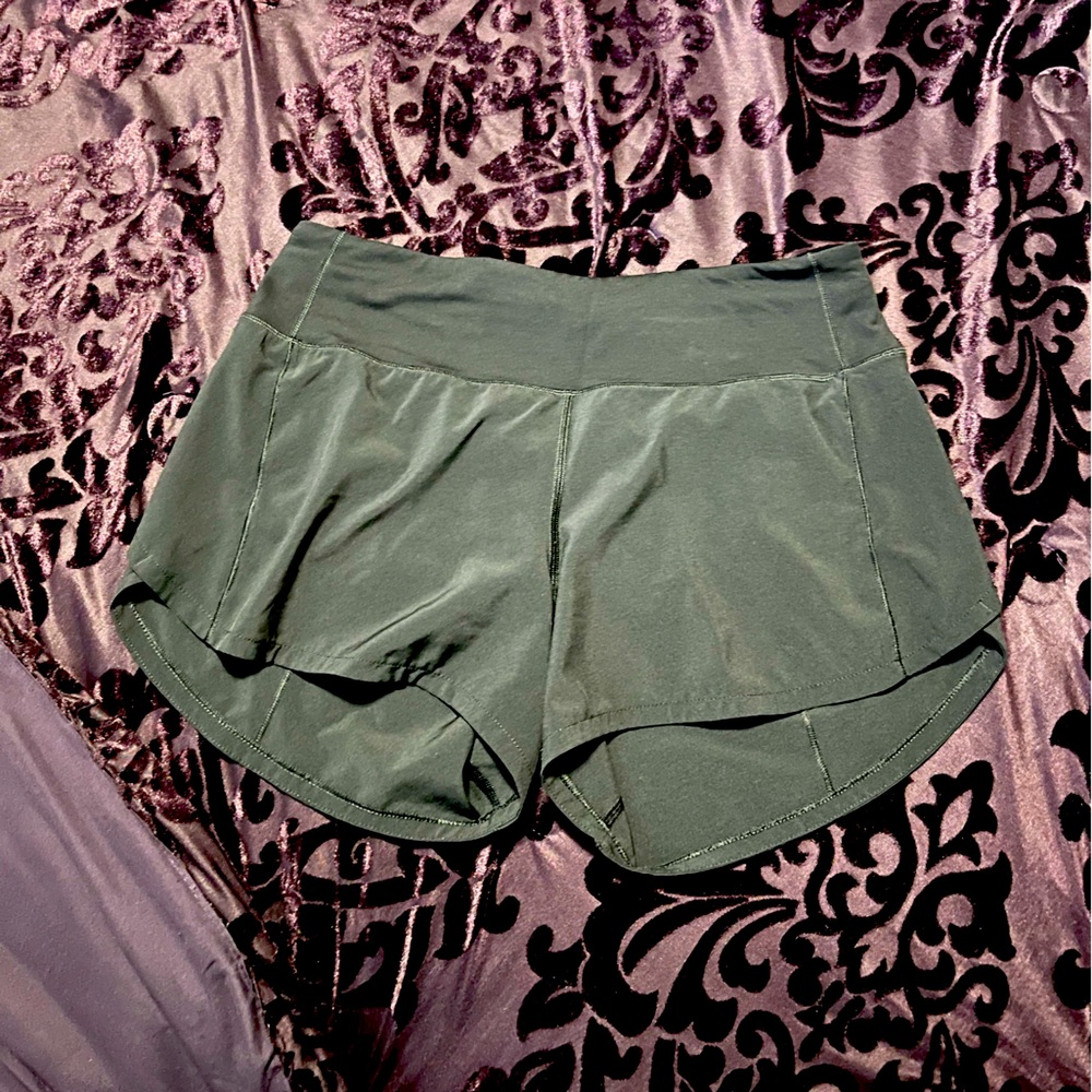 lululemon Speed Up Mid-Rise Lined Short 4”